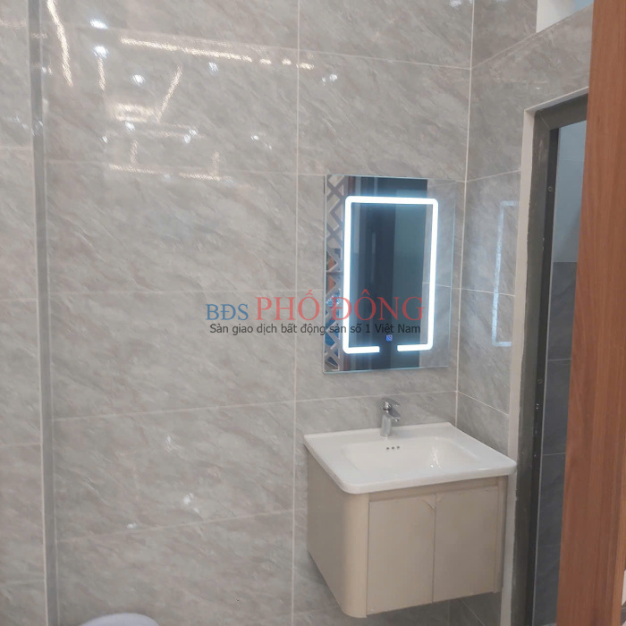 4tỷ Bán nhà 1 trệt 2 lầu hoàn công gần ngã tư Miếu Ông Cù P. Bình Chuẩn, Tp. Thuận An