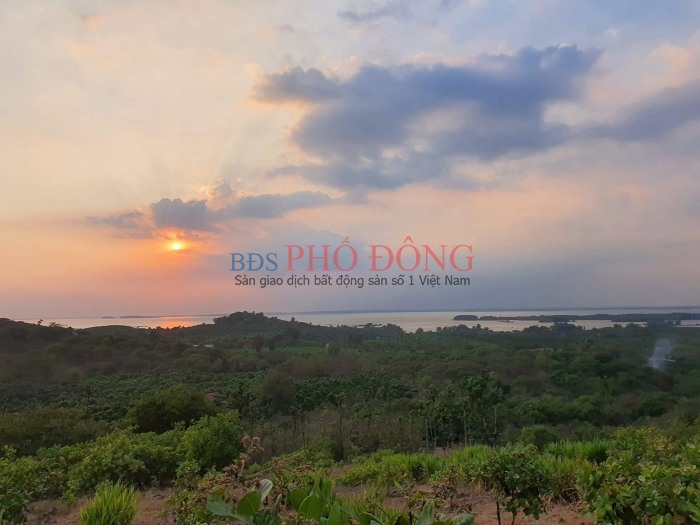 Bán đất view hồ Trị An, 1200m2, giá 900tr