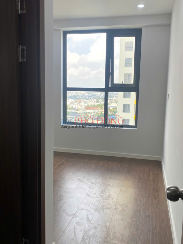 Cần Bán Căn Hộ 58m² - 2 Phòng Ngủ, 2 WC, Tầng Đẹp, View Landmark 81 - Dĩ An