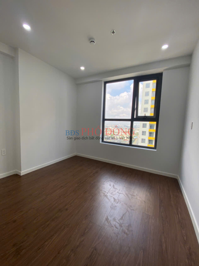 Cần Bán Căn Hộ 58m² - 2 Phòng Ngủ, 2 WC, Tầng Đẹp, View Landmark 81 - Dĩ An